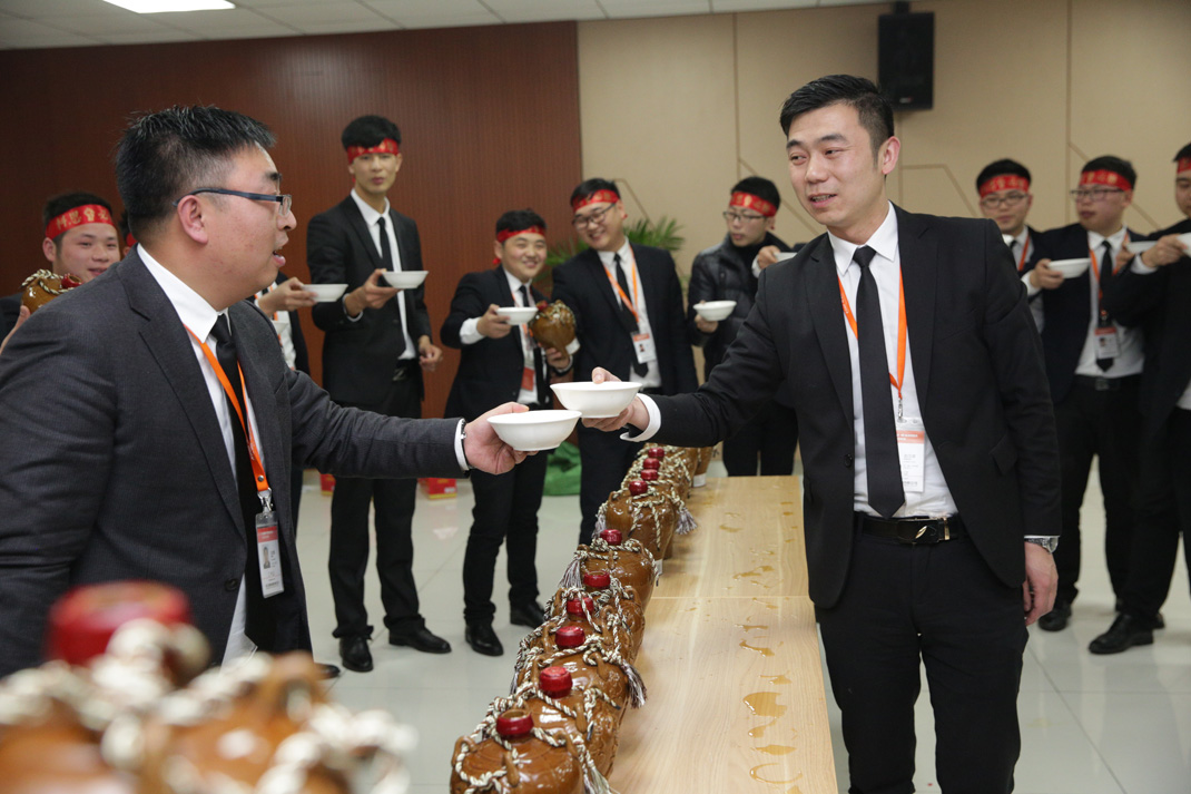 八年磨砺，剑指17——科恩电器2017年誓师大会隆重举行